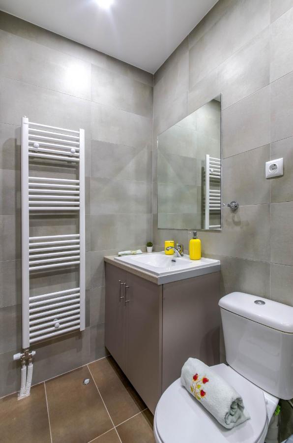 Renovated 2Bd House Close To Pireus Port Buitenkant foto